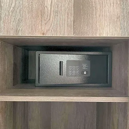 מלון Designhotel Im Suedfeld 4*