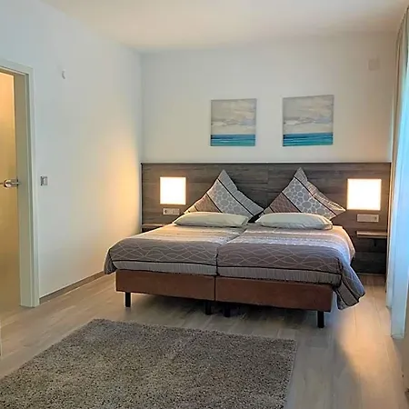 Designhotel Im Suedfeld מלון 4*