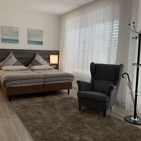 Hotel Designhotel Im Suedfeld 4*