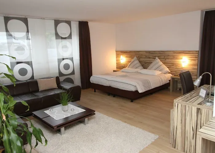 Hotel Designhotel Im Südfeld 4*